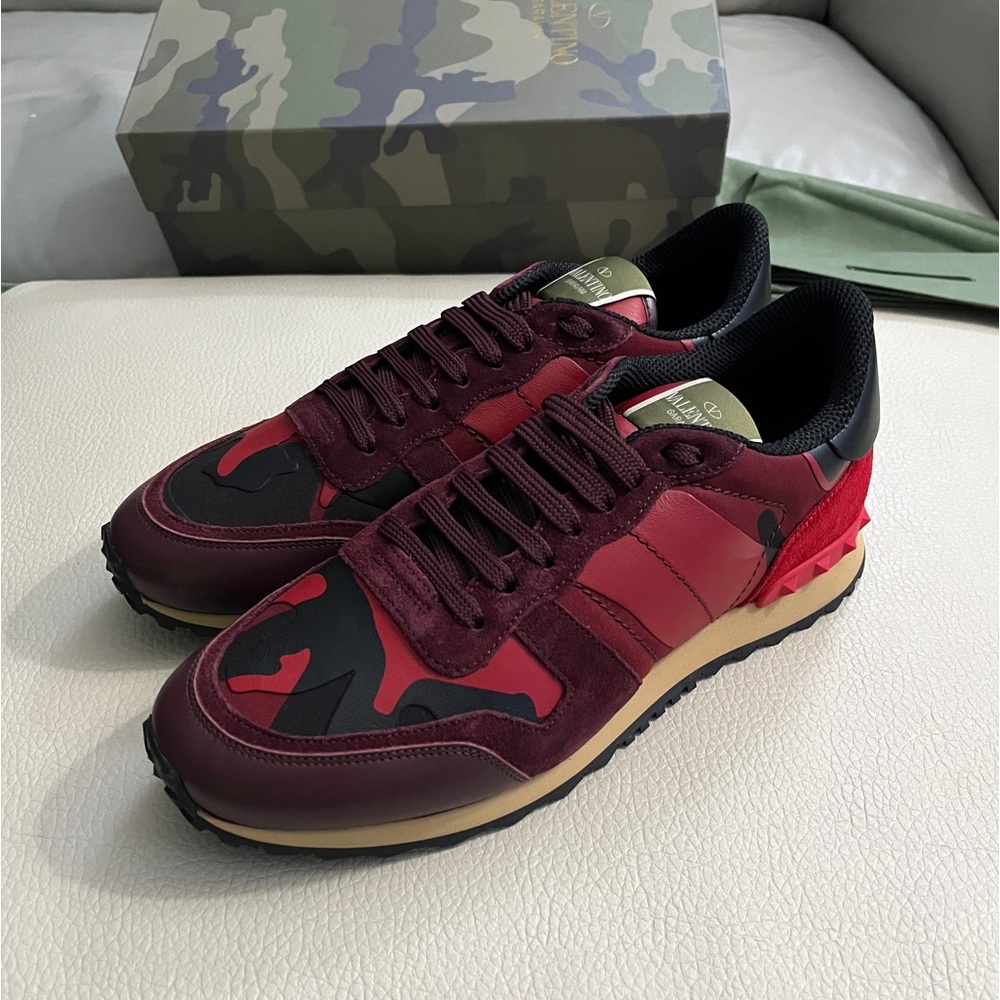 NWB- Valentino Garavani Rockrunner Camo Men’s Sneaker- Made in Italy -EU 42/US 9